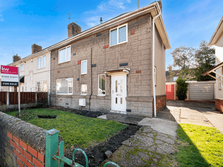 44 York Street Rossington DN11 0TG