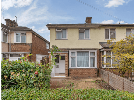7 Worcester Road, Bedford, MK42 0RY